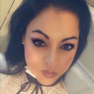 Meet your Posher, Sandra